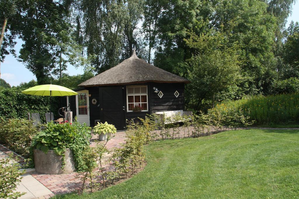 Erve Dikkeboer Bed and Breakfast Bathmen Rum bild