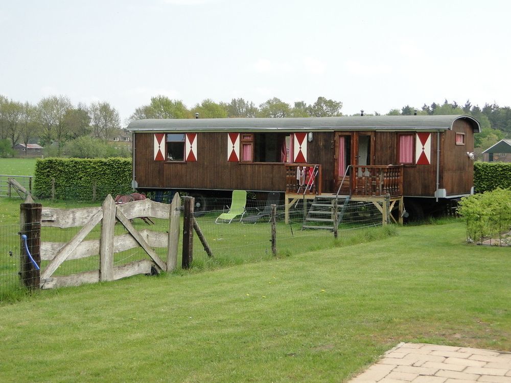 Erve Dikkeboer Bed and Breakfast Bathmen Exteriör bild